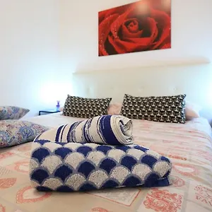 Home&sharm Reitani Katania